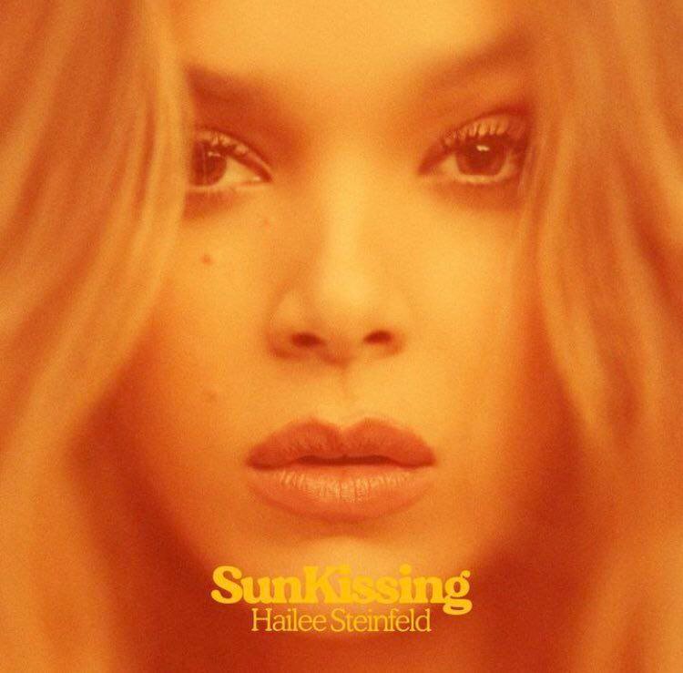 Capa da letra da música SunKissing