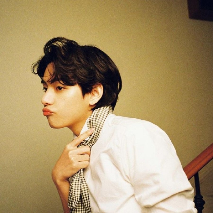 Foto de V (뷔) – BTS