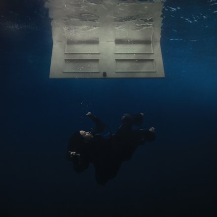 Capa da letra da música BITTERSUITE