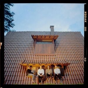 Capa da letra da música Cócegas