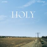 Capa da letra Holy
