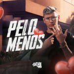 Capa da letra Pelo Menos