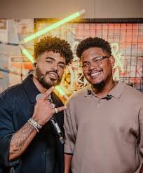 Foto de Lucas e Orelha