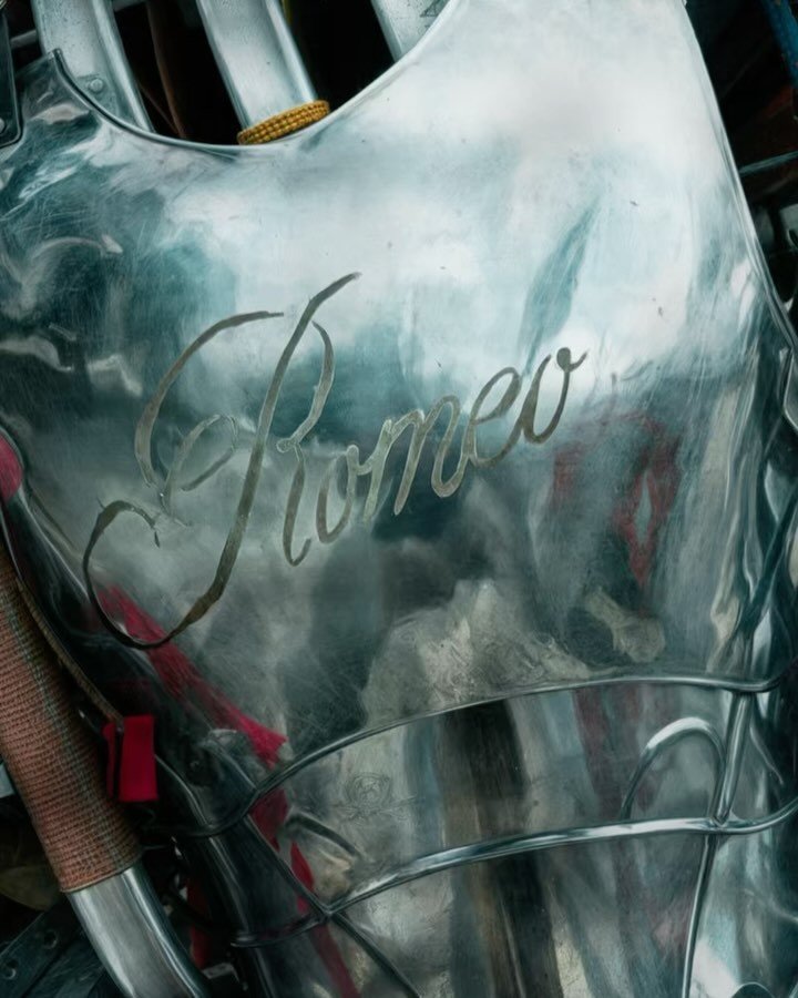 Capa da letra da música ROMEO