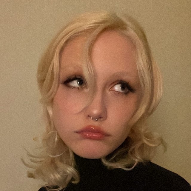 Foto de chloe moriondo