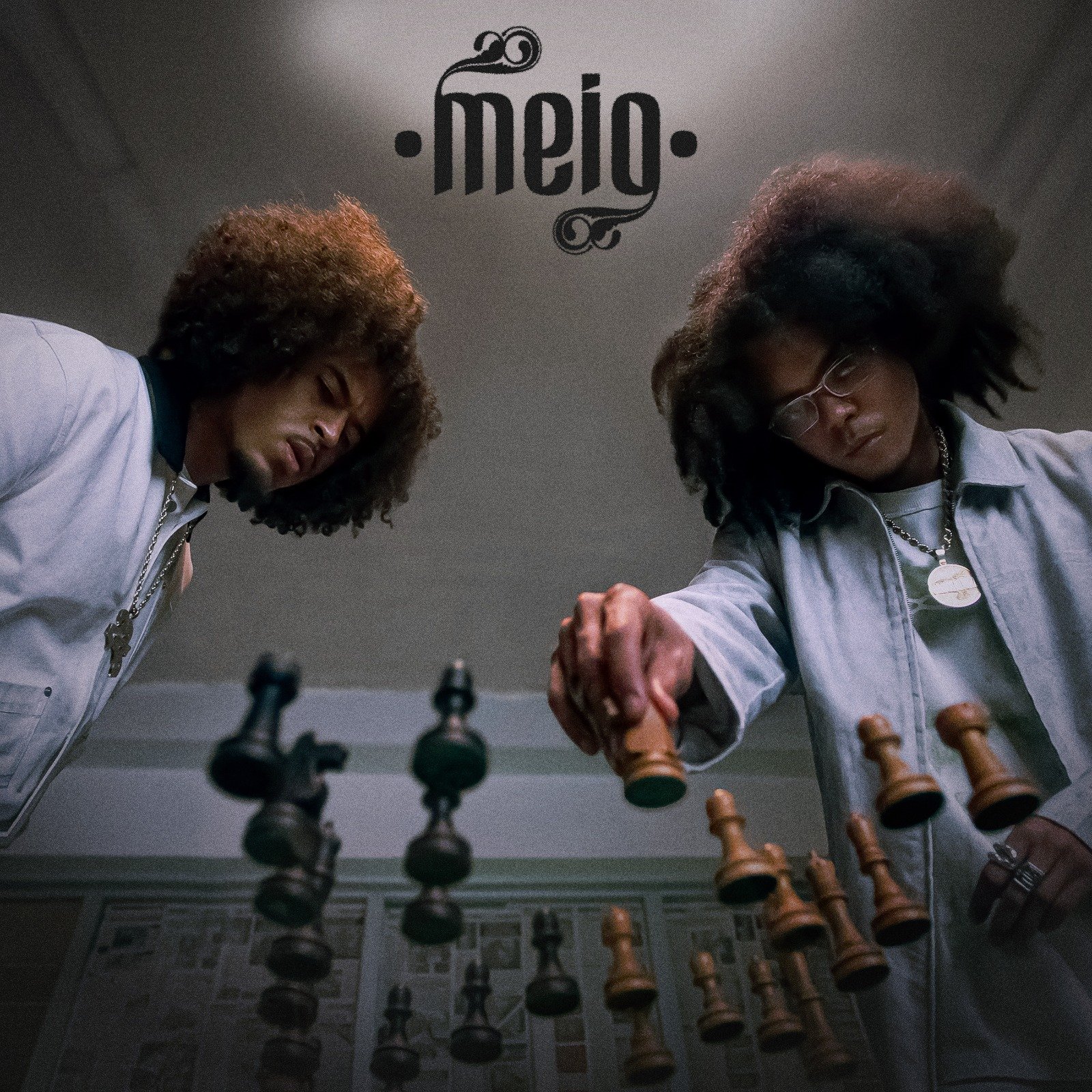 Capa da letra da música Meio