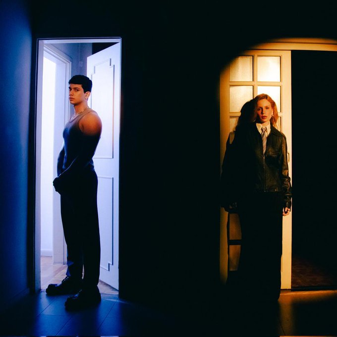 Capa da letra da música O Que Sobrou do Amor?